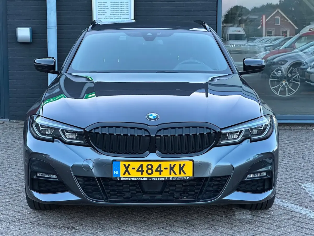 330e High Executive/LED/NAVI/CARPLAY/CAMERA/NETTE STAAT