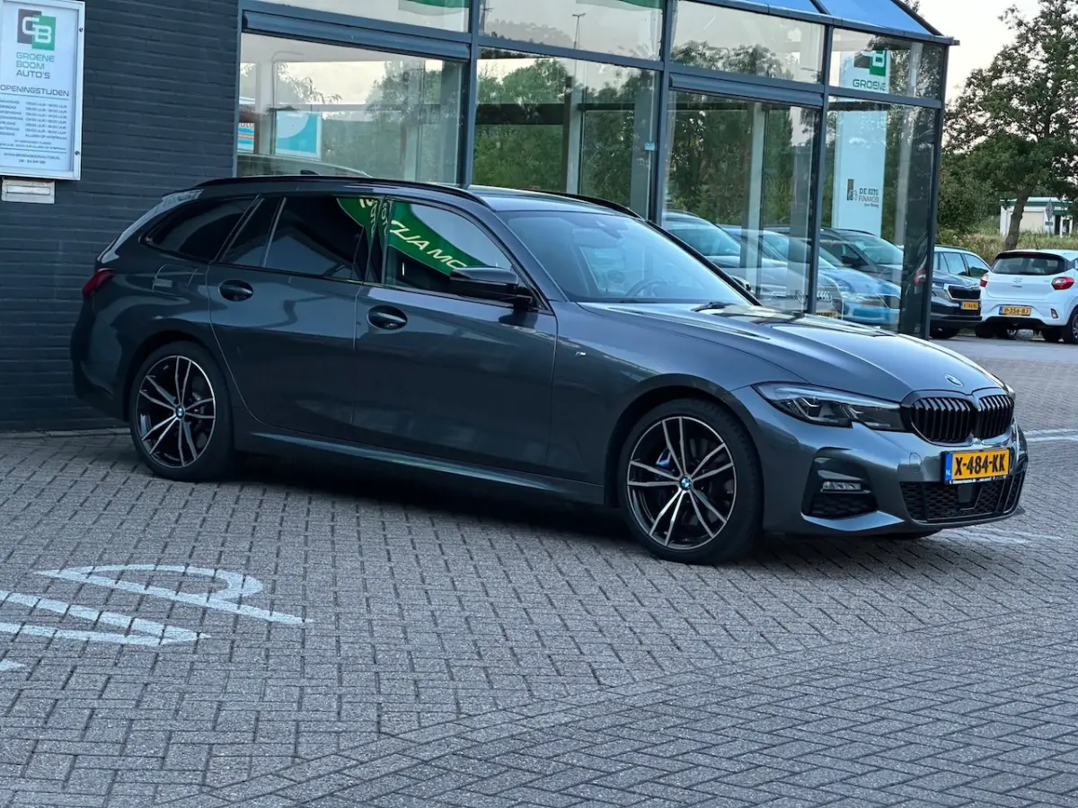 330e High Executive/LED/NAVI/CARPLAY/CAMERA/NETTE STAAT