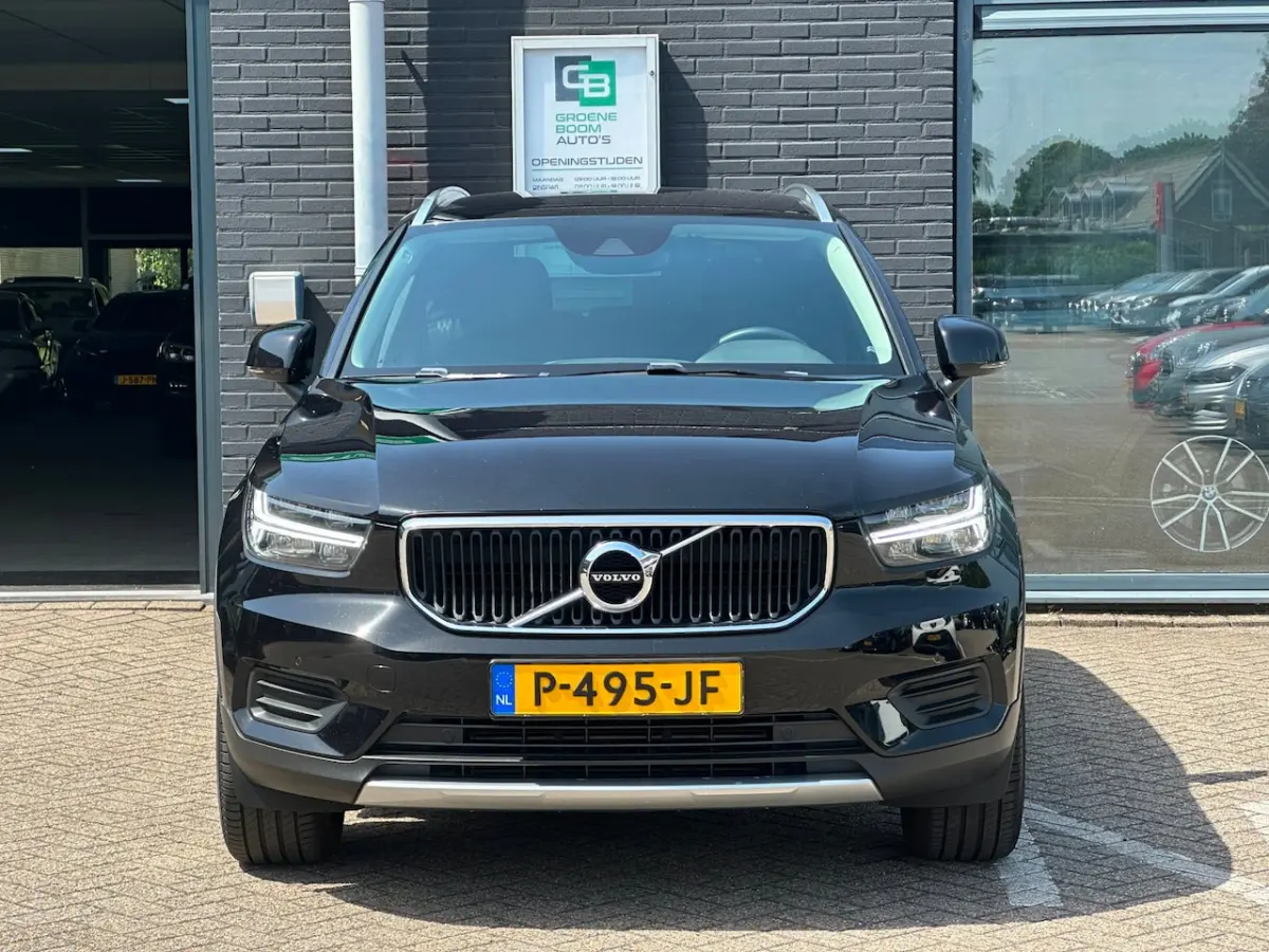 1.5 T2 Momentum/1STE EIG/CAMERA/NAVI/CARPLAY/NL-AUTO NAP