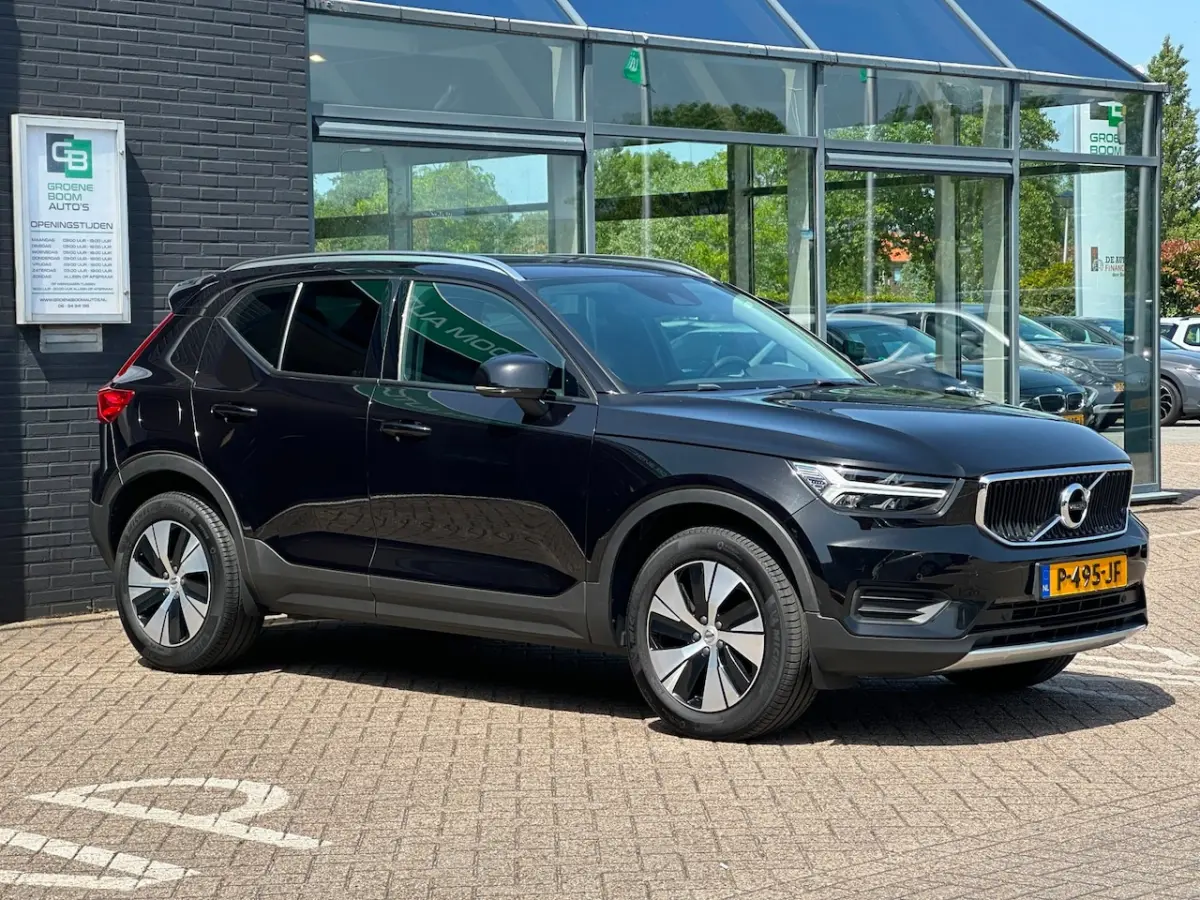 1.5 T2 Momentum/1STE EIG/CAMERA/NAVI/CARPLAY/NL-AUTO NAP