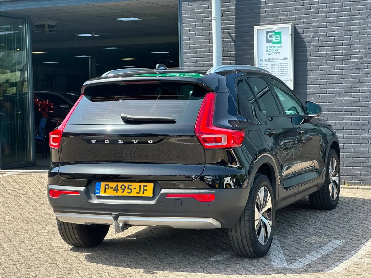 1.5 T2 Momentum/1STE EIG/CAMERA/NAVI/CARPLAY/NL-AUTO NAP