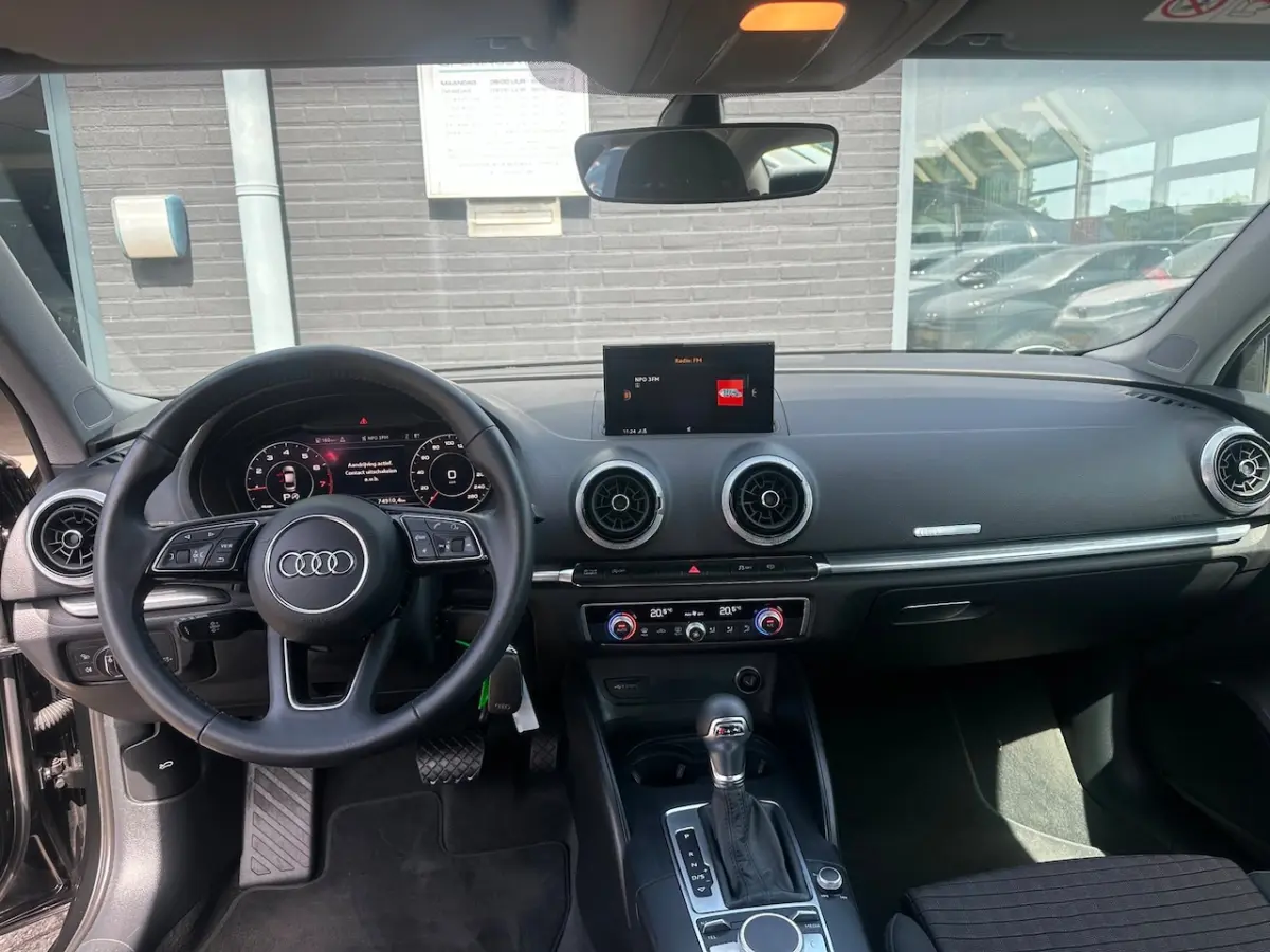 30 TFSI Sport S Line Edition/1STE EIG/NAVI/XENON/AUTOMAAT/NL-AUTO NAP