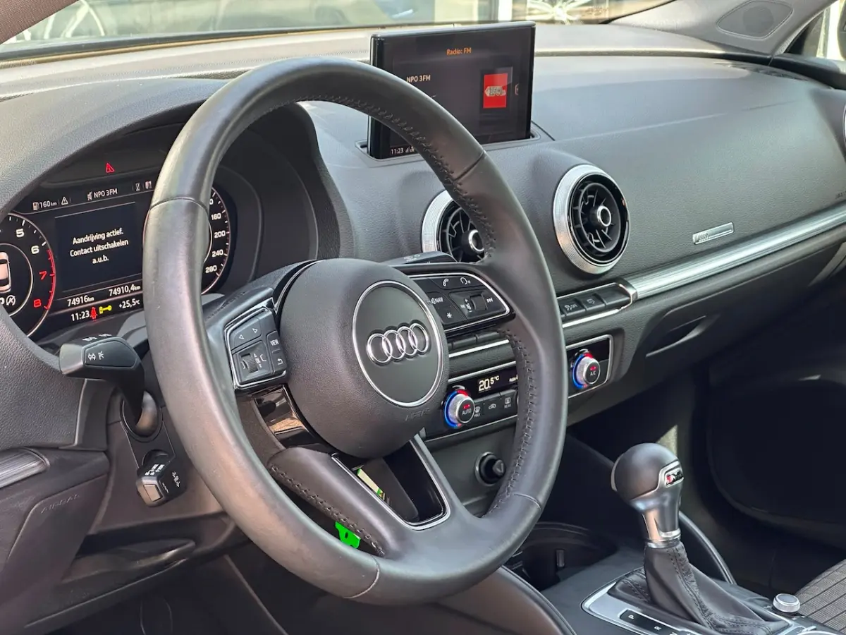 30 TFSI Sport S Line Edition/1STE EIG/NAVI/XENON/AUTOMAAT/NL-AUTO NAP