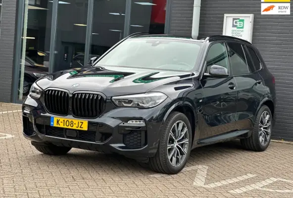 XDrive45e High Executive/CAMERA/CARPLAY/LEDER/NETTE STAAT