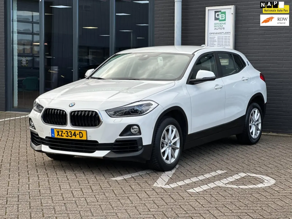 SDrive18i High Executive/XENON/NAVI/AUTOMAAT/NETTE STAAT