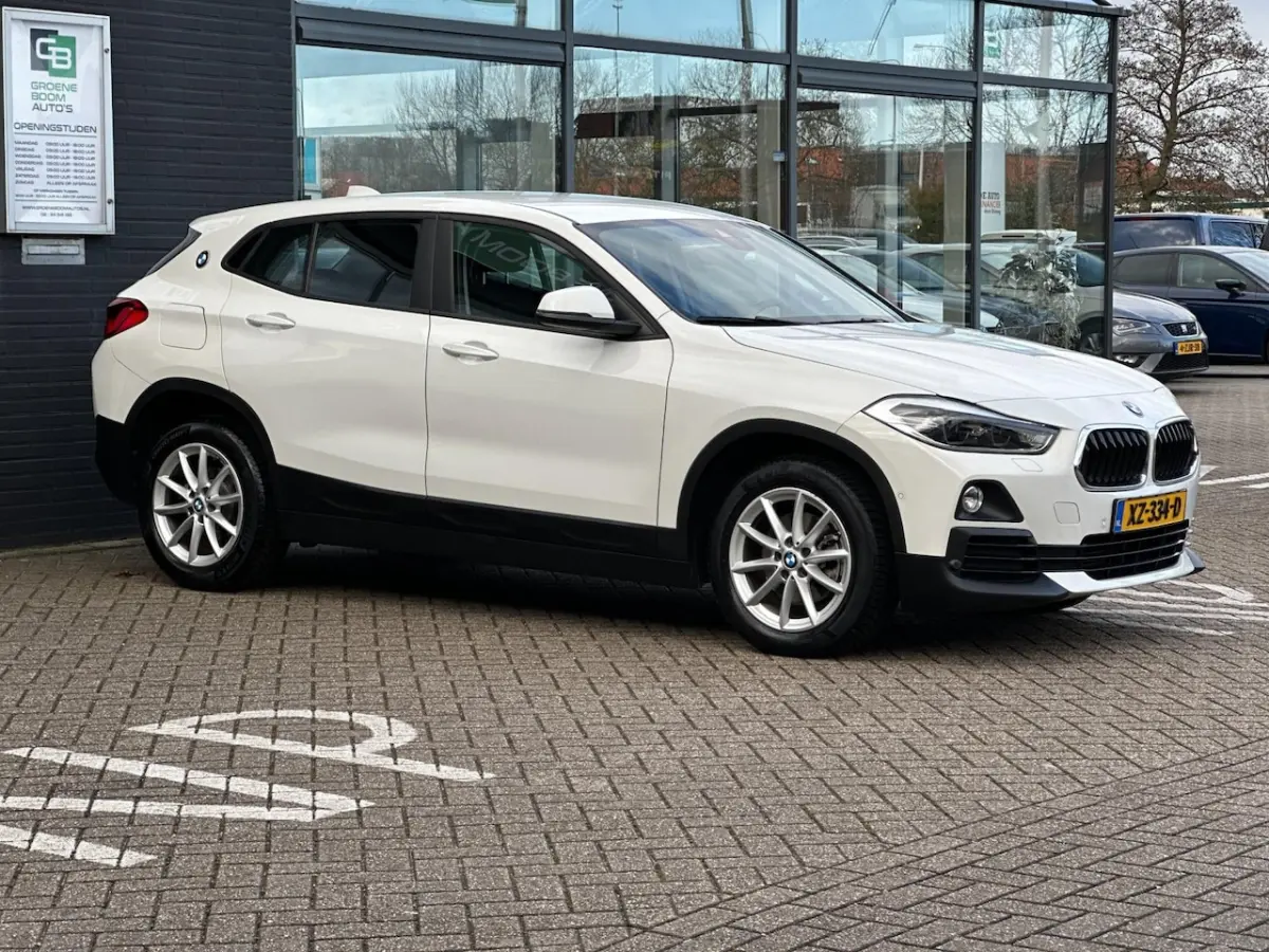 SDrive18i High Executive/XENON/NAVI/AUTOMAAT/NETTE STAAT