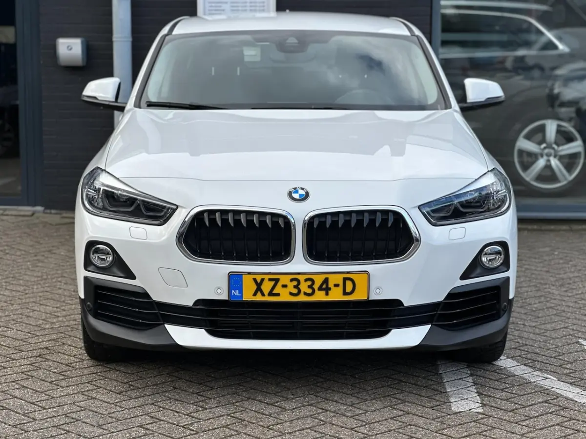 SDrive18i High Executive/XENON/NAVI/AUTOMAAT/NETTE STAAT