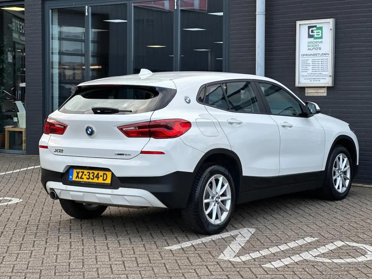SDrive18i High Executive/XENON/NAVI/AUTOMAAT/NETTE STAAT