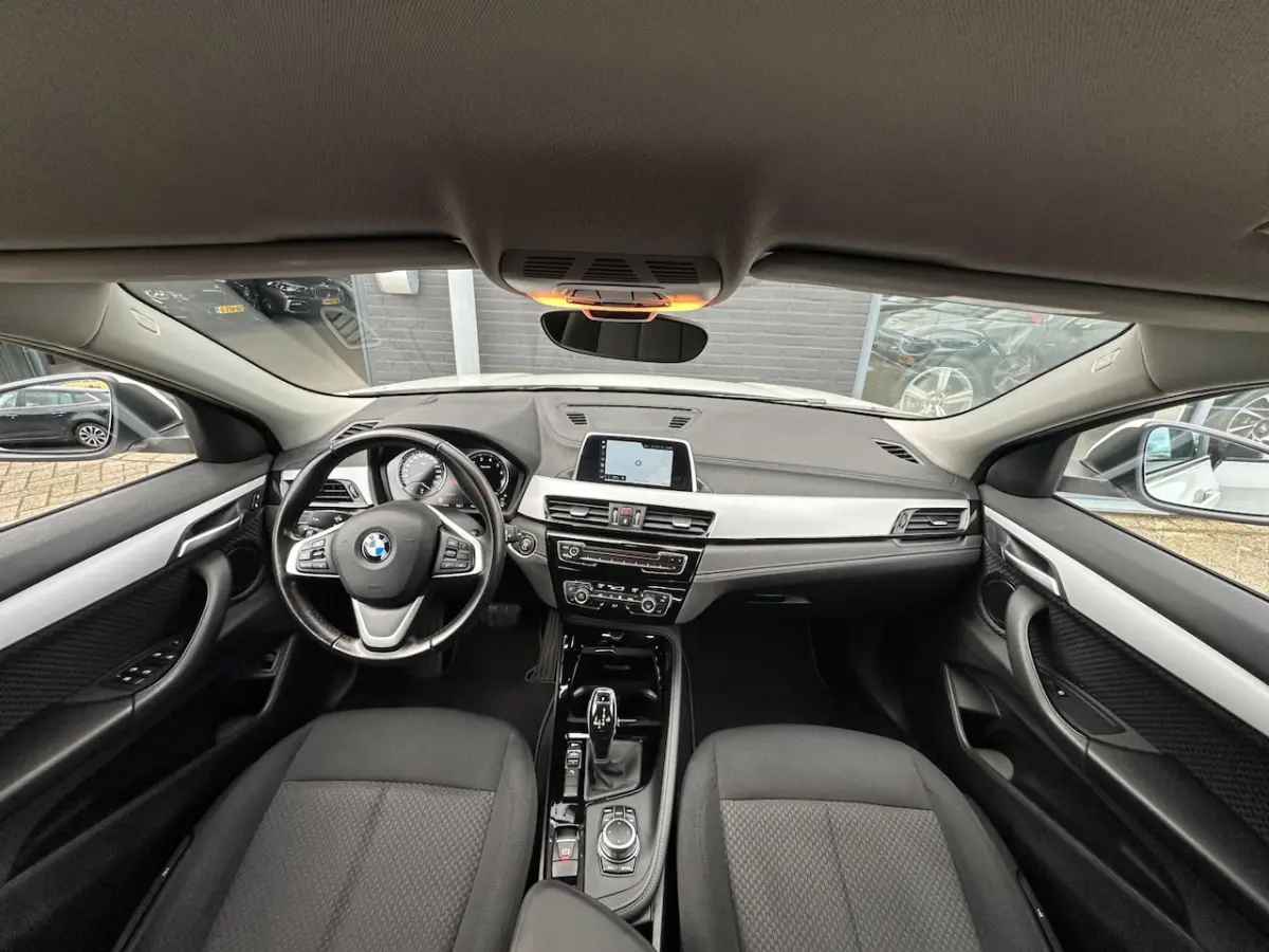 SDrive18i High Executive/XENON/NAVI/AUTOMAAT/NETTE STAAT