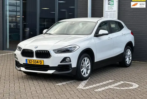 SDrive18i High Executive/XENON/NAVI/AUTOMAAT/NETTE STAAT
