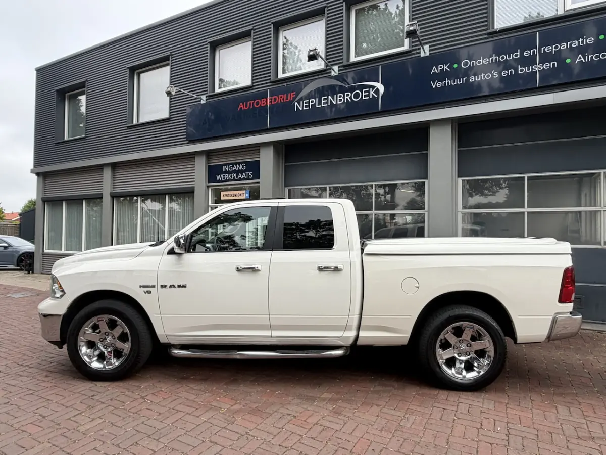 5.7 V8 4x4 Quad Cab 6'4 120 Liter gas 2009 youngtimer Km 332.104 Nap Uniek