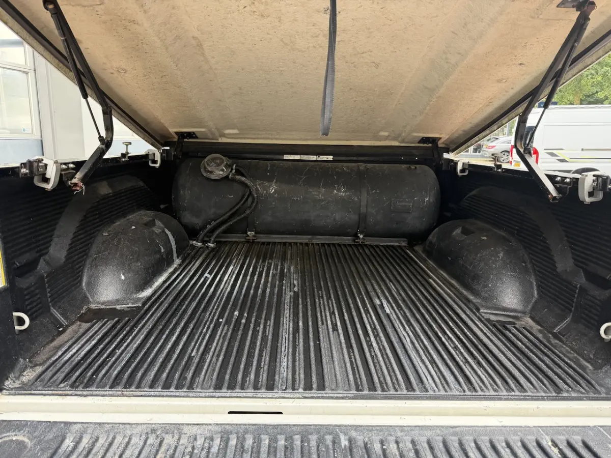 5.7 V8 4x4 Quad Cab 6'4 120 Liter gas 2009 youngtimer Km 332.104 Nap Uniek
