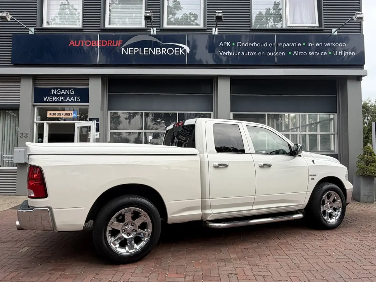 5.7 V8 4x4 Quad Cab 6'4 120 Liter gas 2009 youngtimer Km 332.104 Nap Uniek