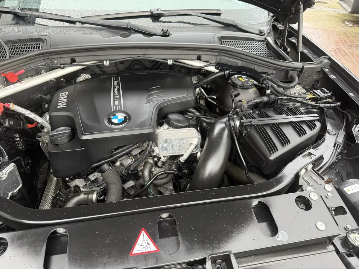 xDrive20i High Executive Bj 2015 184pk Vol optie Dealer onderhouden