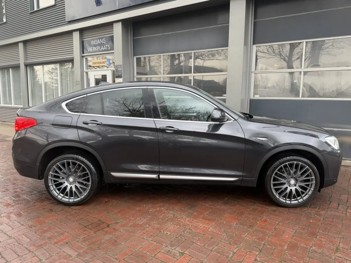 xDrive20i High Executive Bj 2015 184pk Vol optie Dealer onderhouden
