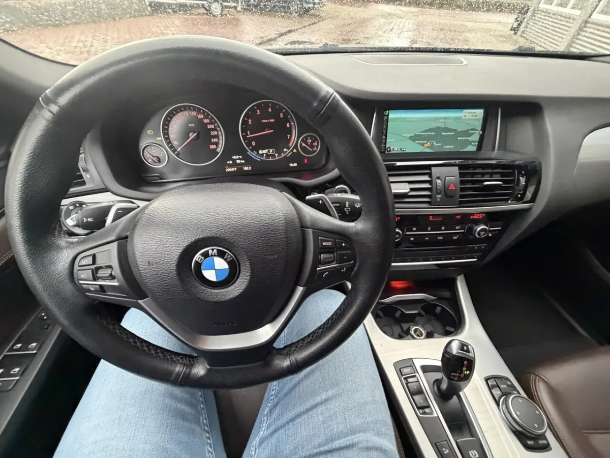 xDrive20i High Executive Bj 2015 184pk Vol optie Dealer onderhouden