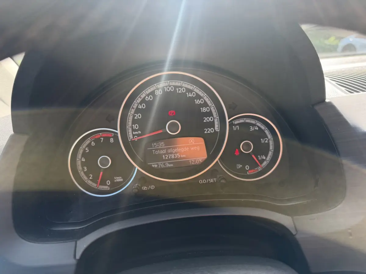 1.0 BMT up beats Bj 2017 Km 127.000 sound Airco, Cv, Electr.ramen, Radio/cd