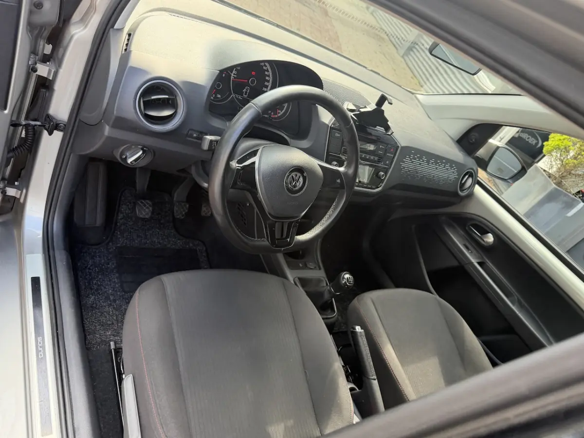 1.0 BMT up beats Bj 2017 Km 127.000 sound Airco, Cv, Electr.ramen, Radio/cd