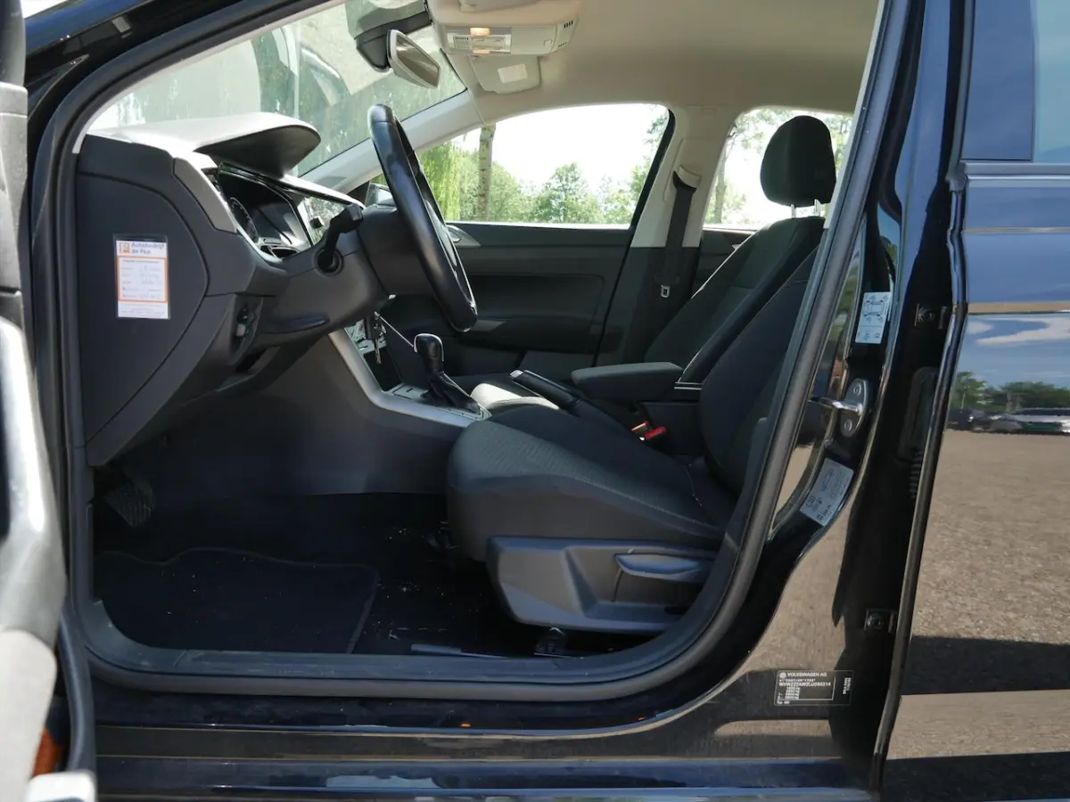 1.0 TSI 95pk 7-DSG Comfortline | Dab+ | Climate | Stoelverw. | Navi + CarPlay | 2x PDC |