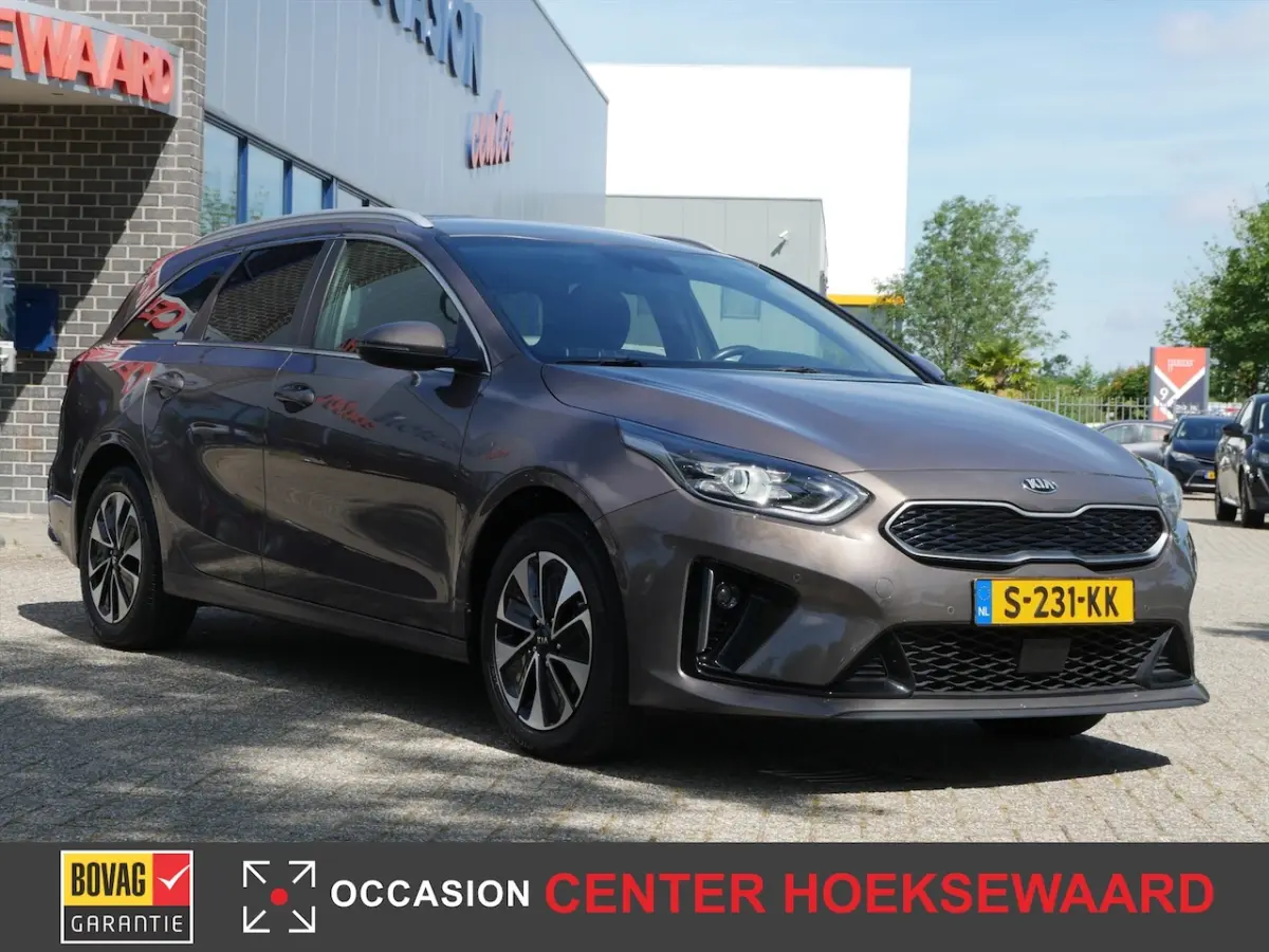 Ceed Sw 1.6 GDI PHEV 141pk DCT6 DynamicPlusLine | CarPlay | Stoelverw. |