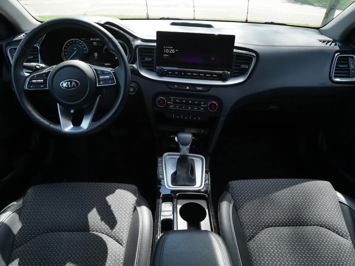 Ceed Sw 1.6 GDI PHEV 141pk DCT6 DynamicPlusLine | CarPlay | Stoelverw. |