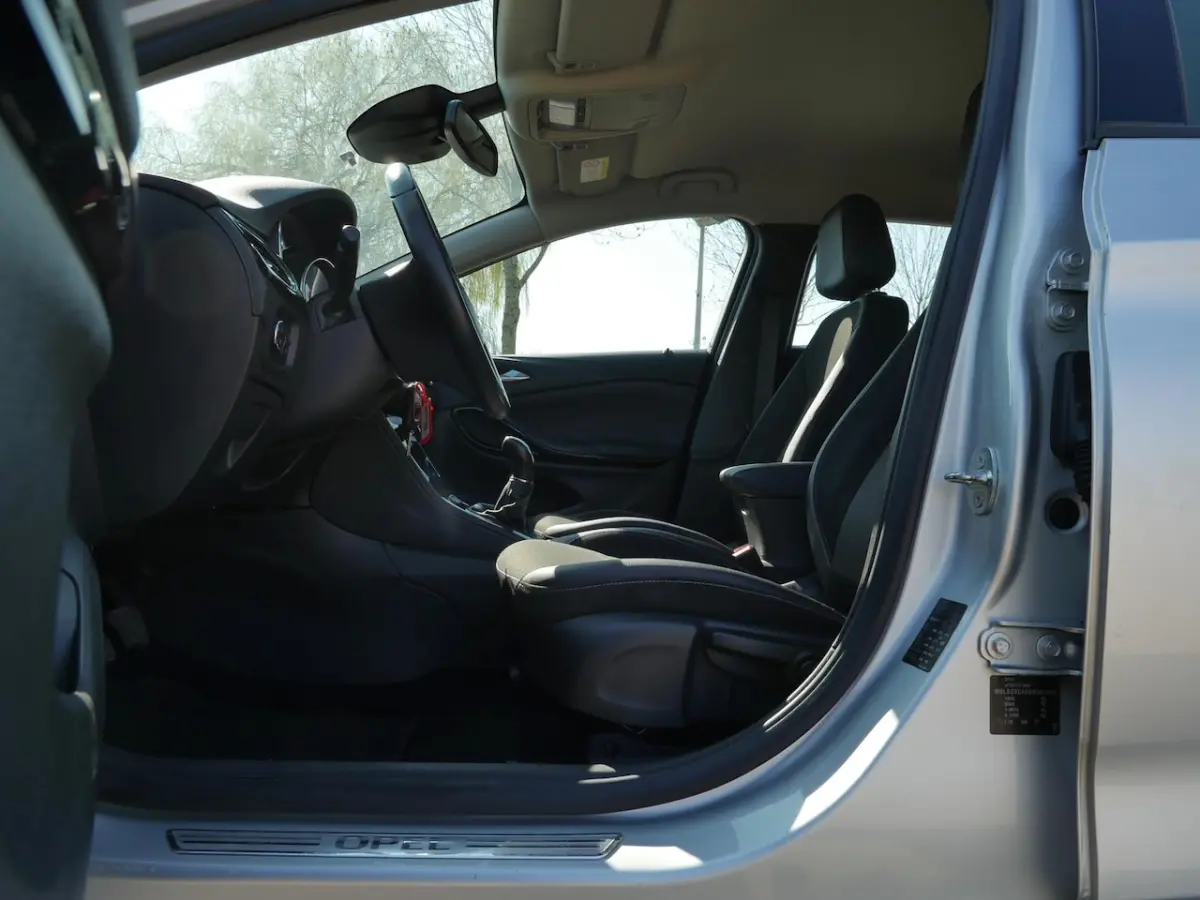 1.0 Turbo 105pk Start/Stop Innovation | Carplay | Cruise |