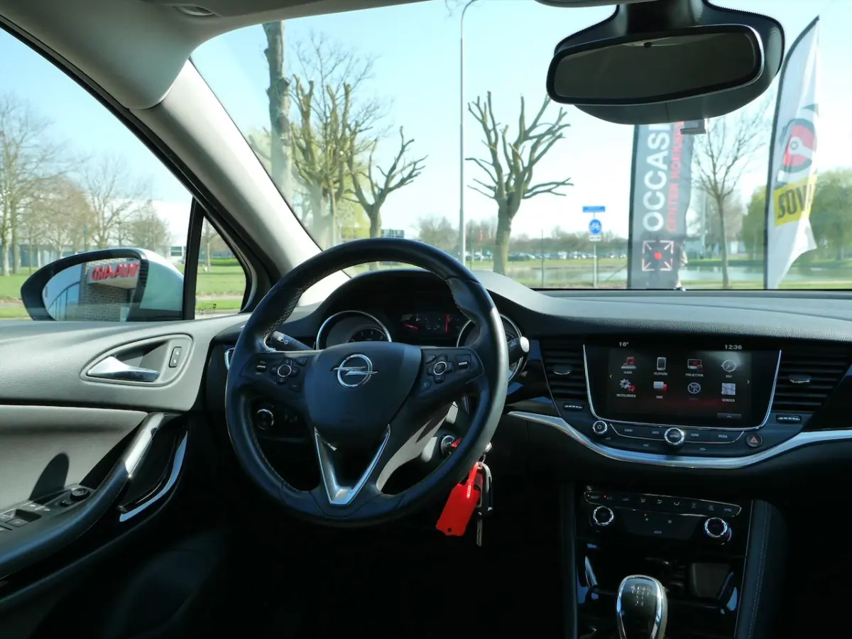 1.0 Turbo 105pk Start/Stop Innovation | Carplay | Cruise |