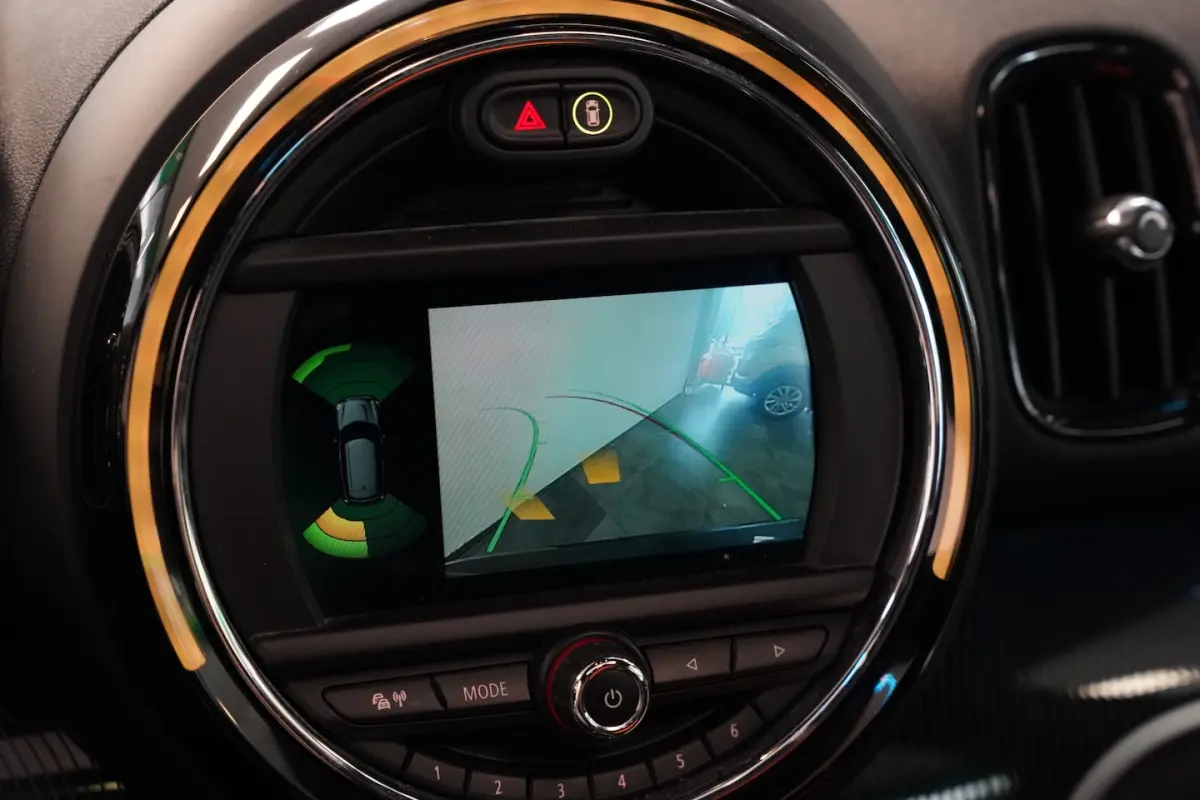 1.5 Cooper S E ALL4 Chili Panoramdak Full-led Navigatie
