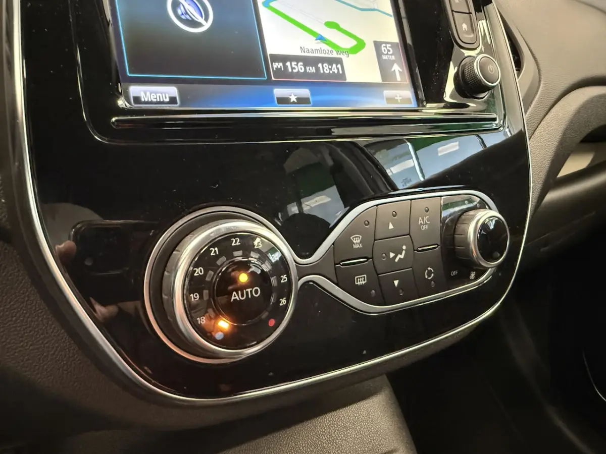 1.3 TCe Intens PDC Navi Isofix Keyless Entry/Go