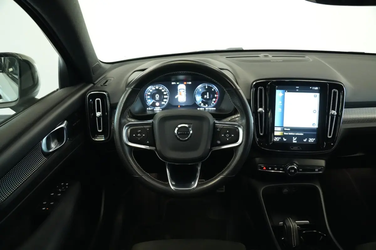 2.0 D3 R-Design Cruise/Climate 20''LM Harman&Kardon 24 Maanden garantie* (Vraag naar de vo