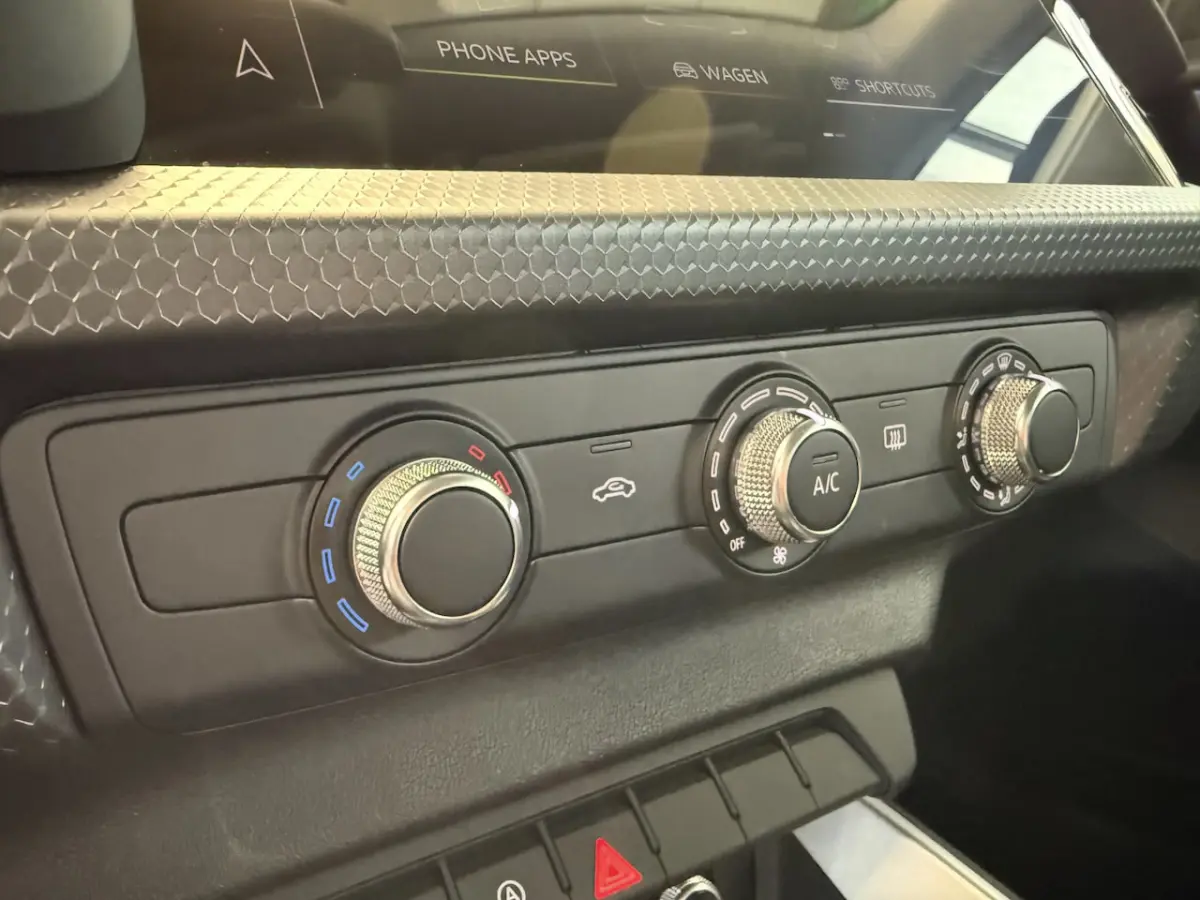 25 TFSI epic Apple carplay 17LMV Cruise Control ACC 24 Maanden garantie* (Vraag naar de vo