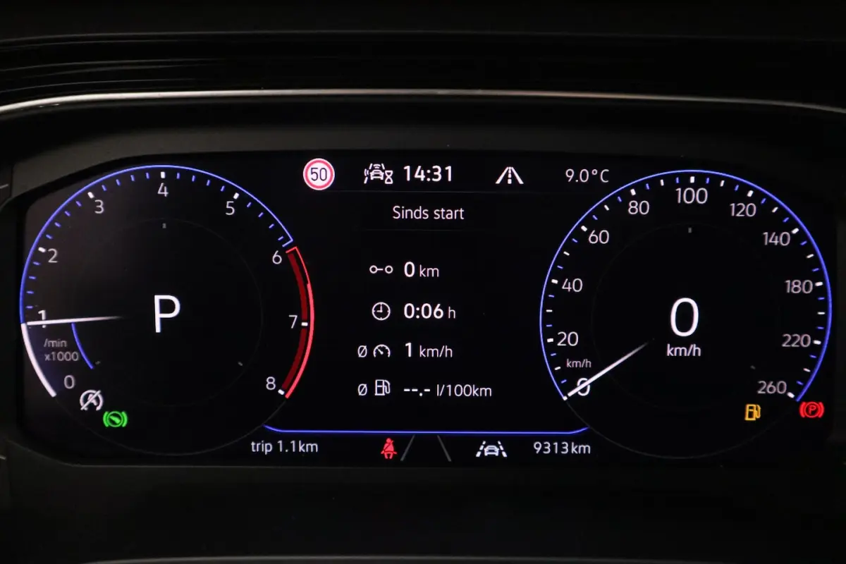 1.0 TSI R-Line 2x Full-led 16'lmv Adaptive-Cruise 24 Maanden garantie* (Vraag naar de voor