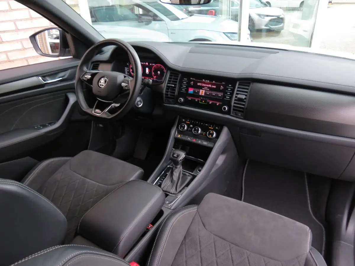 1.5 TSI DSG Sportline Business Camera|Trekhaak|Schaalstoelen|Winter Pakket|Ad. Cruise|CarP