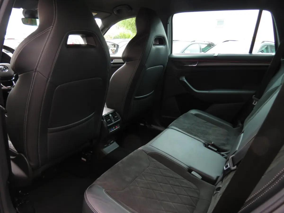 1.5 TSI DSG Sportline Business Camera|Trekhaak|Schaalstoelen|Winter Pakket|Ad. Cruise|CarP
