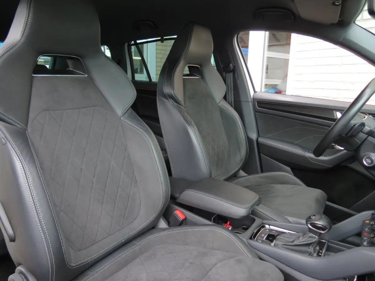 1.5 TSI DSG Sportline Business Camera|Trekhaak|Schaalstoelen|Winter Pakket|Ad. Cruise|CarP