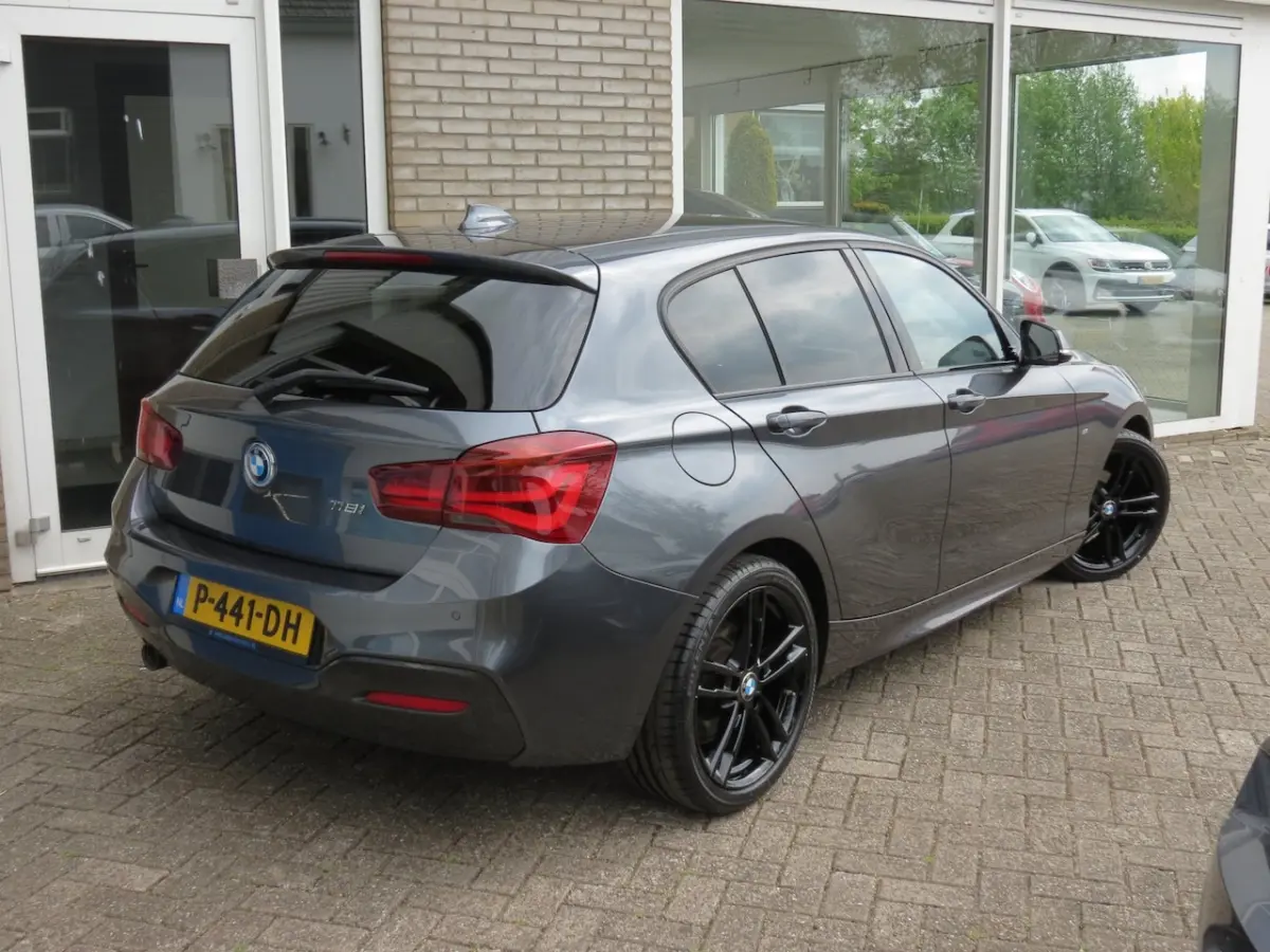 118i M Sport Edition Shadow-Line|Navi|Clima|Cruise|PDC|Vol Leder Sport int.|LED|18'' Incl|