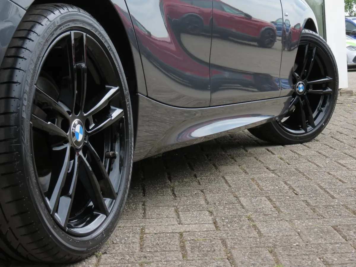 118i M Sport Edition Shadow-Line|Navi|Clima|Cruise|PDC|Vol Leder Sport int.|LED|18'' Incl|
