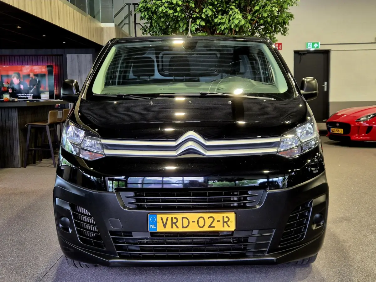 1.5 BlueHDI 120 M 3-Zits Club Navigatie | Clima | Sensoren | Airco