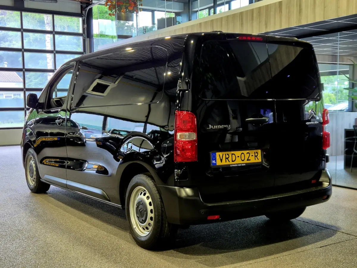1.5 BlueHDI 120 M 3-Zits Club Navigatie | Clima | Sensoren | Airco