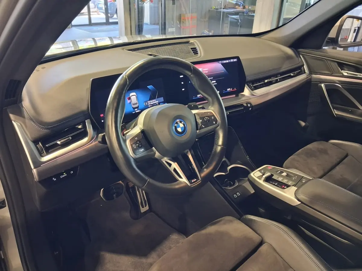 xDrive25e High Executive M-Sport | Camera | CarPlay | Navigatie | 4x4