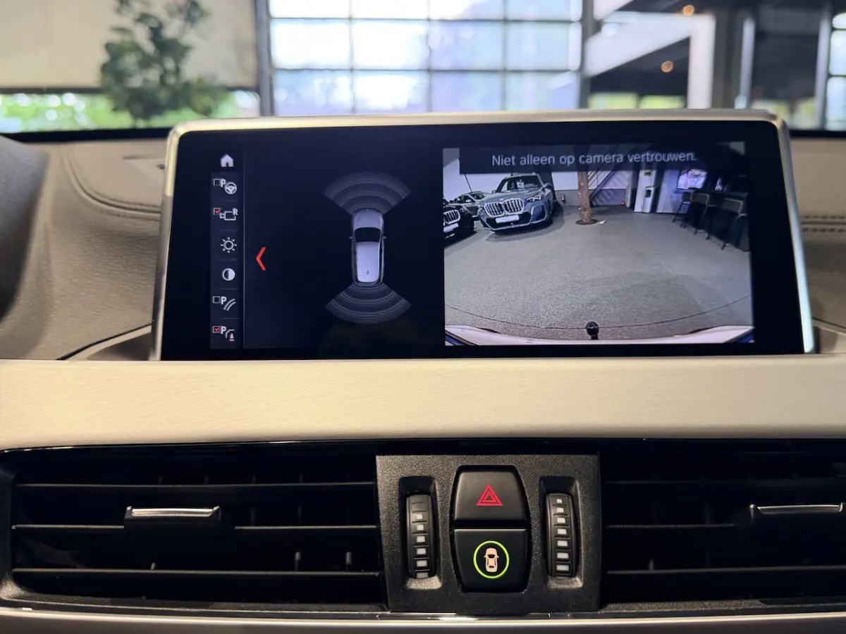 xDrive25e Executive M-Sport | 19â | Camera | Trekhaak | Stoelverwarming | 4x4