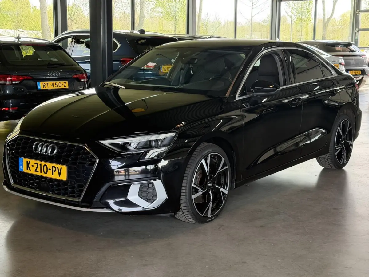 35 TFSI 150pk S-tronic Business Edition MHEV Sport