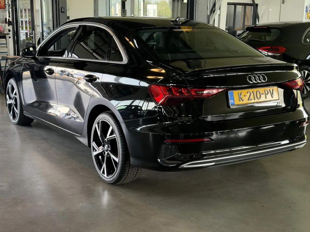 35 TFSI 150pk S-tronic Business Edition MHEV Sport