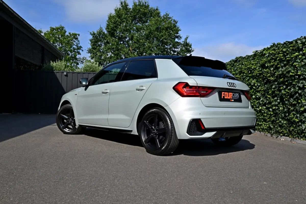 25 TFSI S edition | 2025 | 21.000KM | Achteruitrijcamera | CarPlay | Stoelverwarming | Con