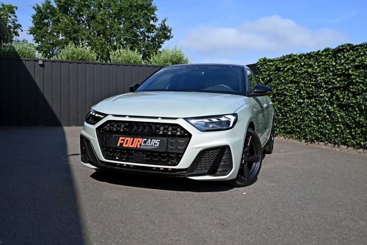 25 TFSI S edition | 2025 | 21.000KM | Achteruitrijcamera | CarPlay | Stoelverwarming | Con