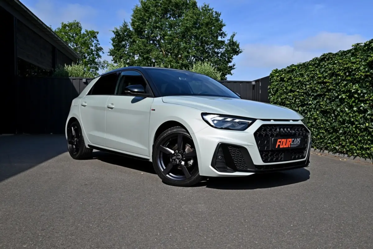 25 TFSI S edition | 2025 | 21.000KM | Achteruitrijcamera | CarPlay | Stoelverwarming | Con