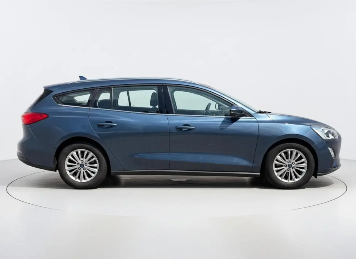 1.0 EcoBoost Titanium Business