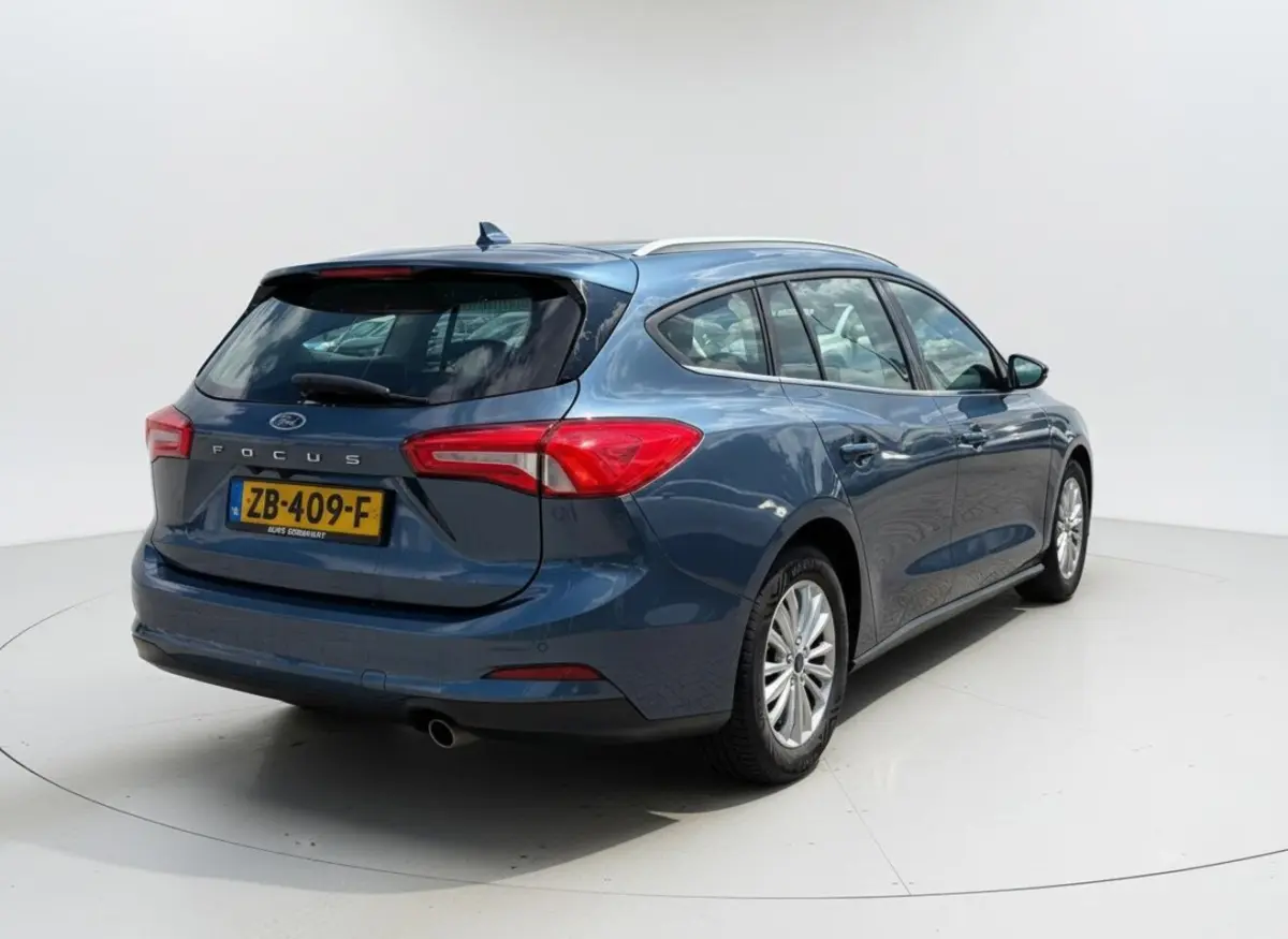 1.0 EcoBoost Titanium Business