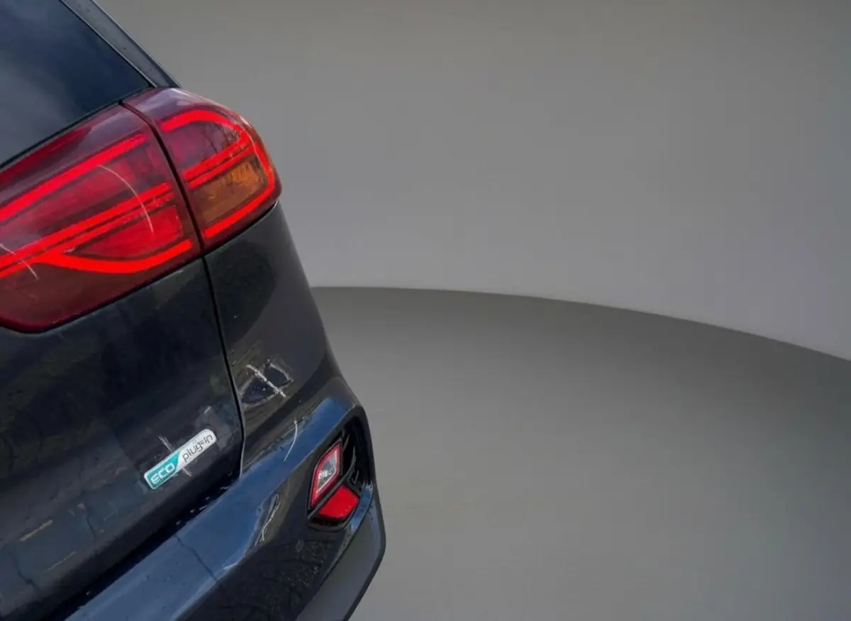 1.6 GDi PHEV DynamicLine STOELVERWARMING - JBL - NAVI - CAMERA