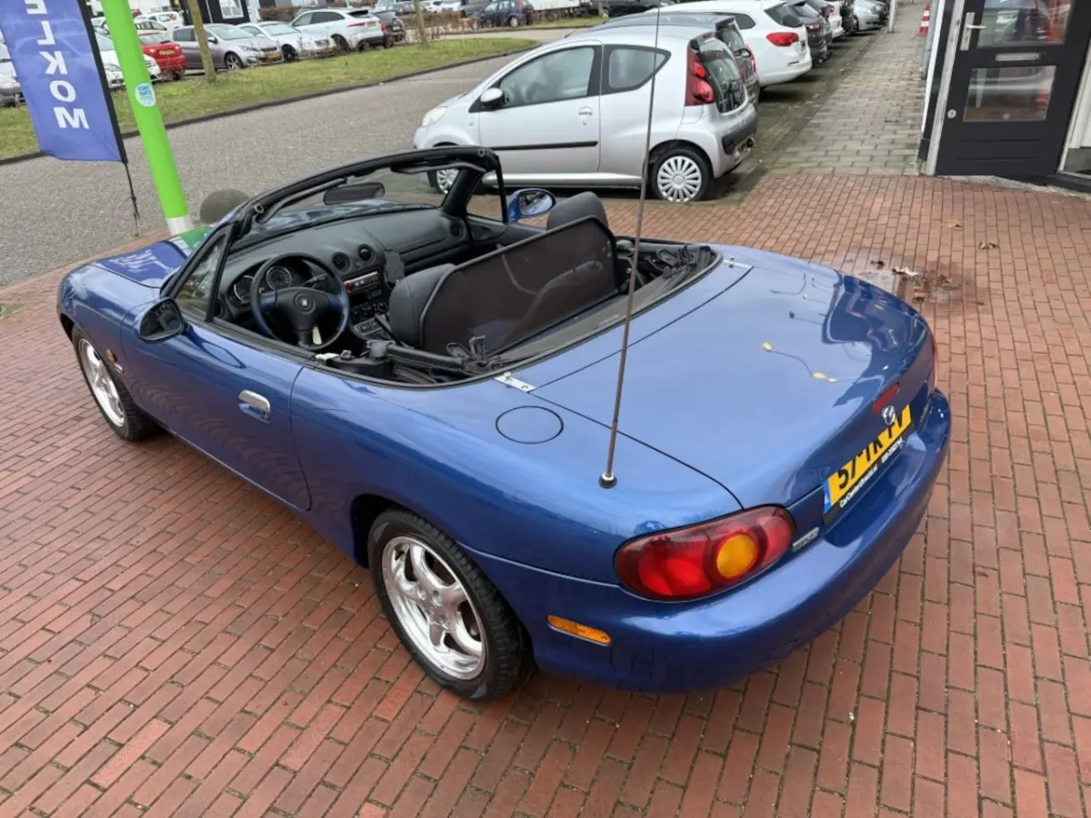 1.8i 10th Annivers. | hardtop | airco |
